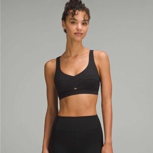 lululemon athletica Women's Black Energy Bra Wrap 4